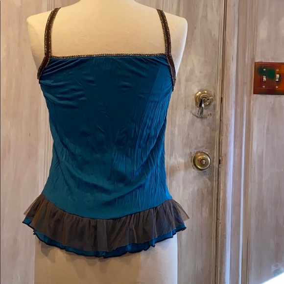 Top - Picture 2 of 3